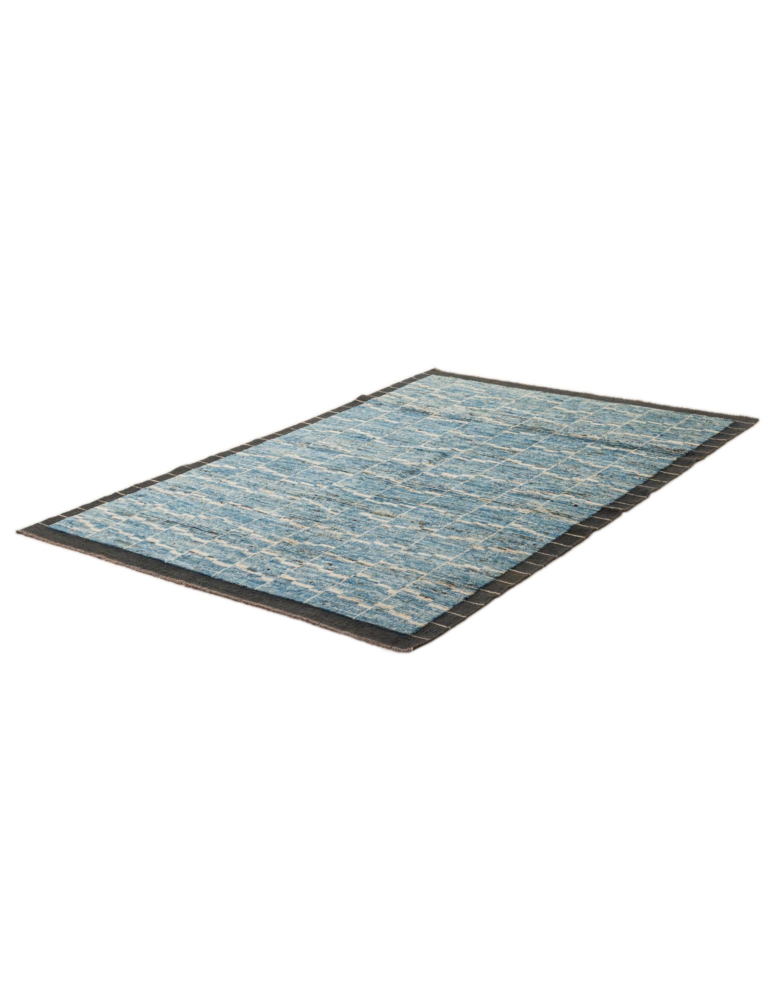 5' 6 x 8' 2 Hand Knotted Moroccan Wool Rug