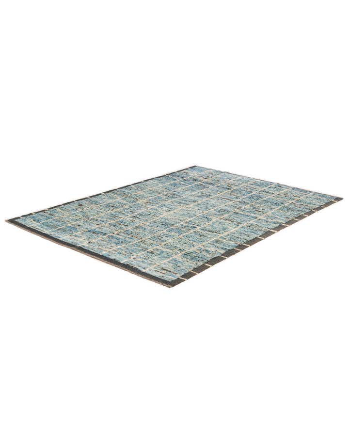 5' 9 x 7' 6 Hand Knotted Moroccan Wool Rug