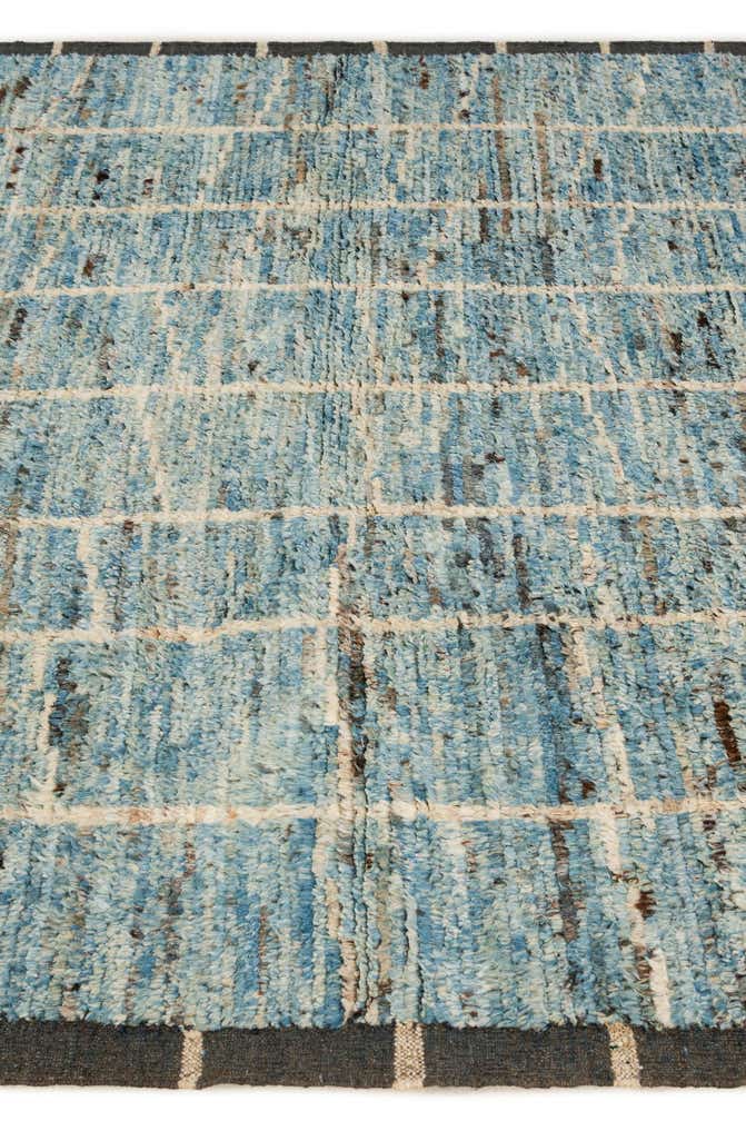 5' 9 x 7' 6 Hand Knotted Moroccan Wool Rug