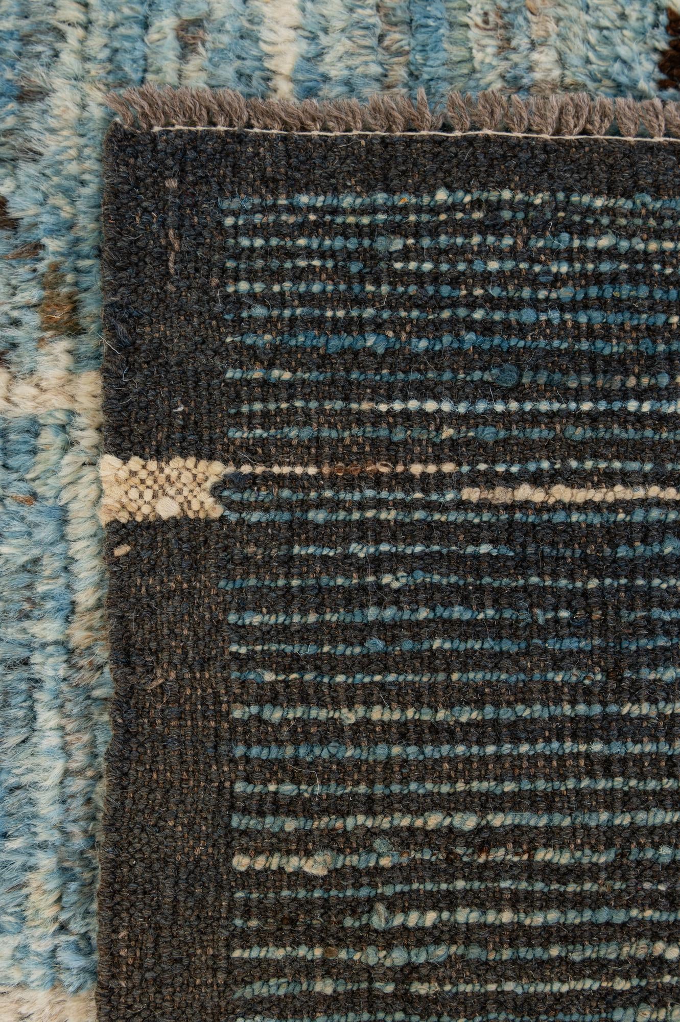 5' 9 x 7' 6 Hand Knotted Moroccan Wool Rug