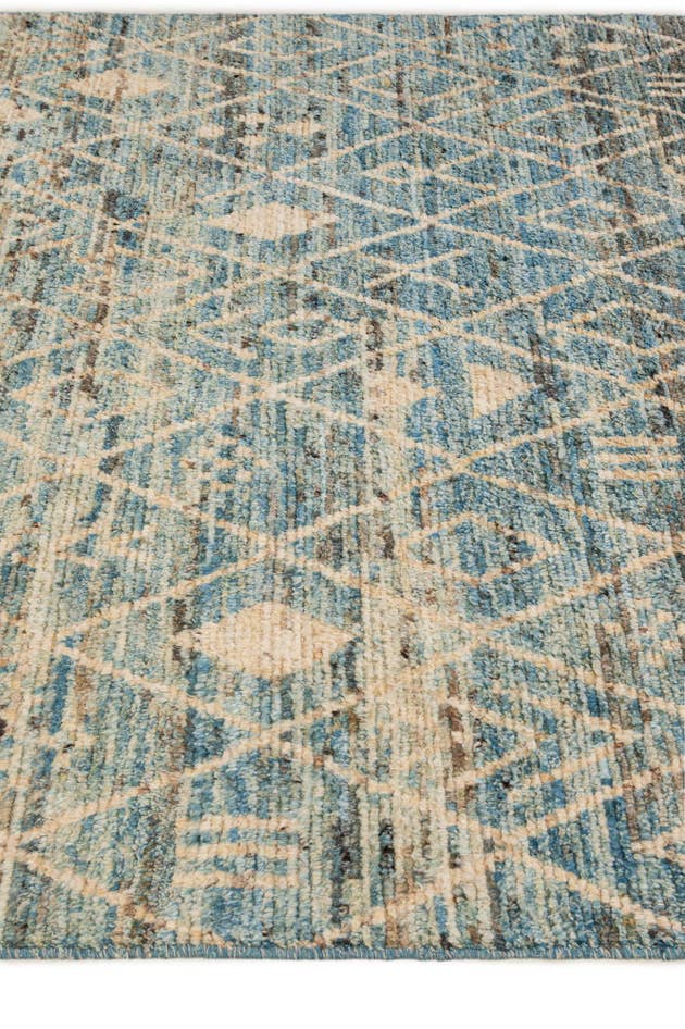 Detail image of 6' 6 x 9' 7 Hand Knotted Moroccan Wool Rug