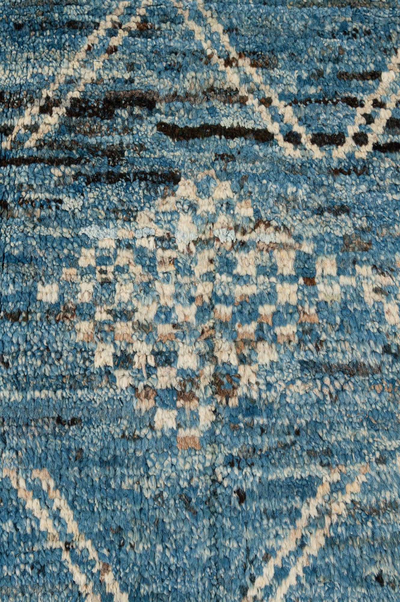 6' 5 x 10' Hand Knotted Moroccan Wool Rug