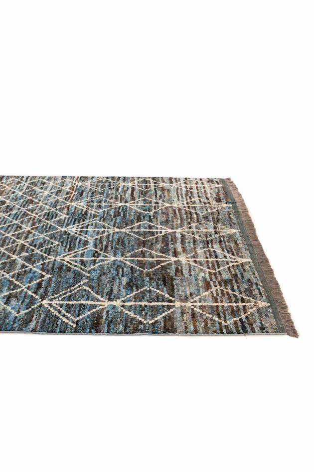 Detail image of 6' 6 x 9' 5 Hand Knotted Moroccan Wool Rug