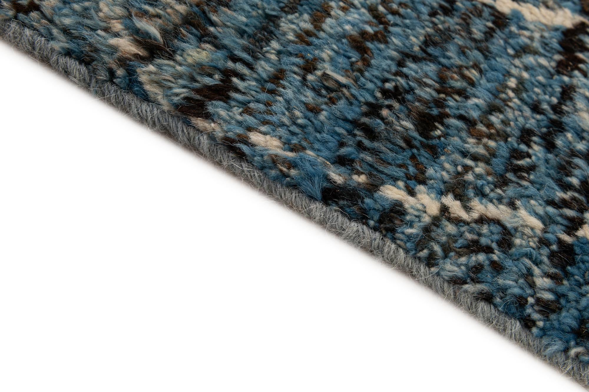 6' 6 x 9' 9 Hand Knotted Moroccan Wool Rug