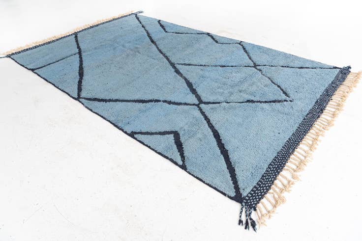 Detail image of 6' 5 x 10' 5 Hand Knotted Moroccan Wool Rug