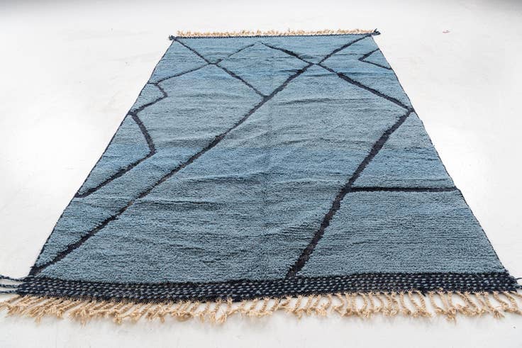 Detail image of 6' 5 x 10' 5 Hand Knotted Moroccan Wool Rug