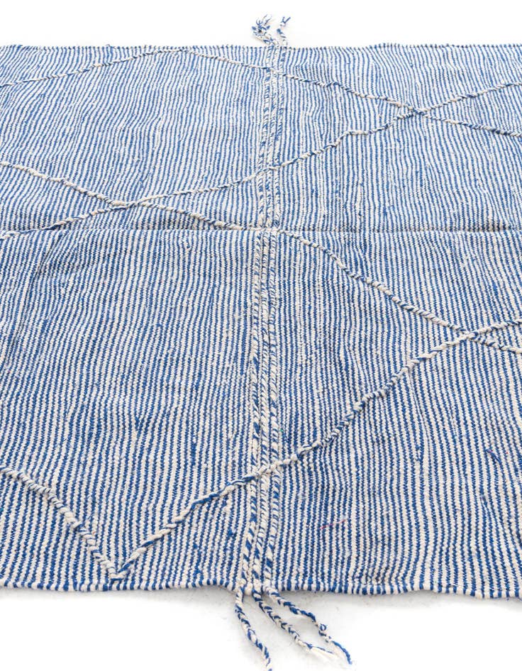 Detail image of 6' 3 x 9' 10  Hand Knotted Moroccan Wool Rug