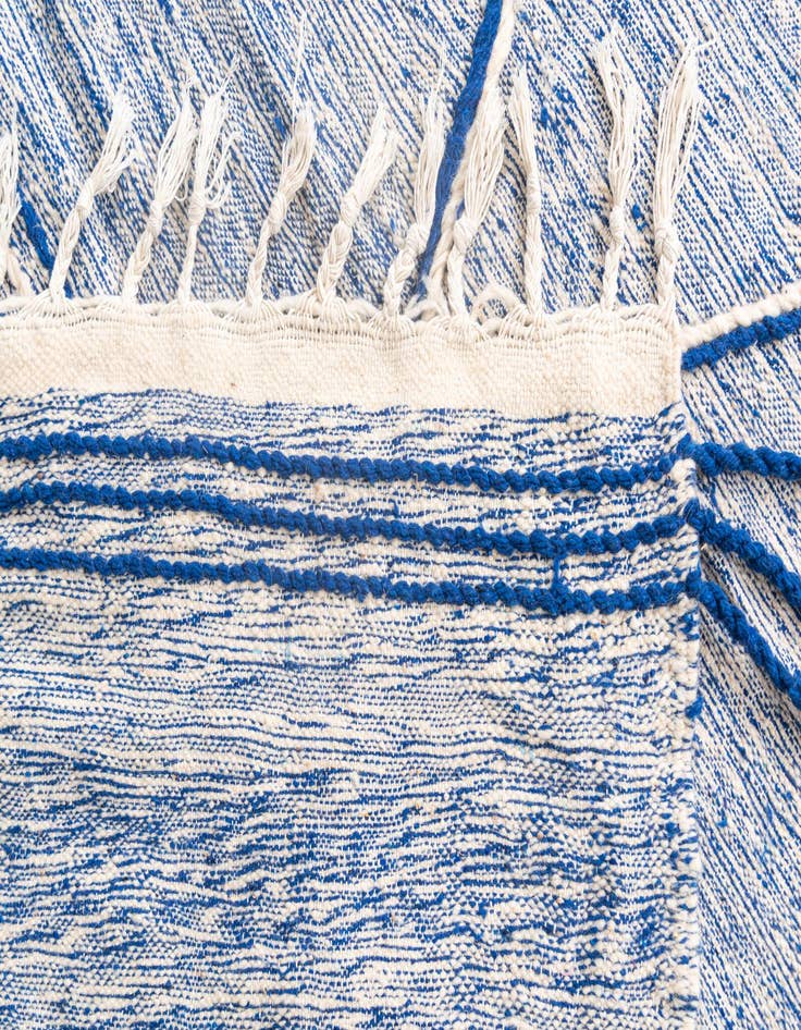 Detail image of 6' 5 x 9' 10  Hand Knotted Moroccan Wool Rug