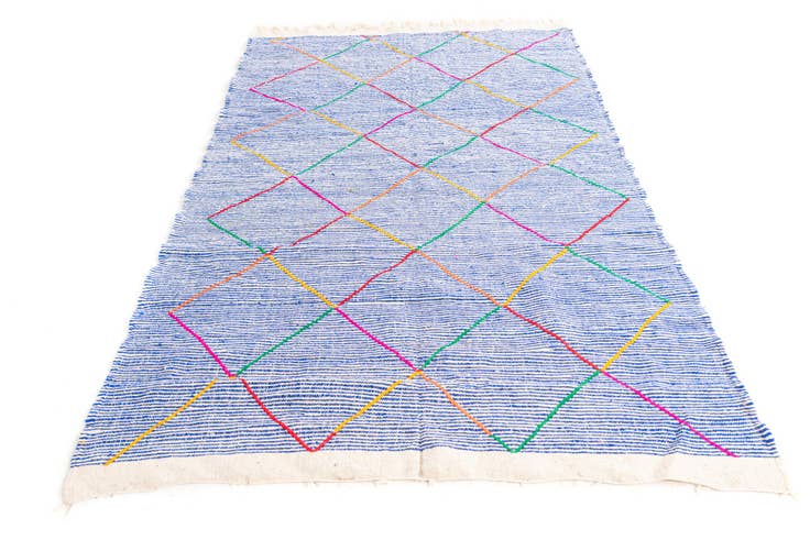 Detail image of 4' 8 x 8' Hand Knotted Moroccan Wool Rug
