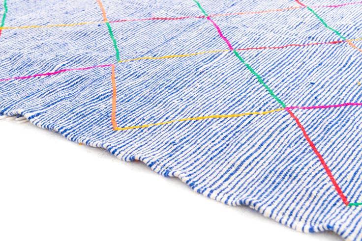 Detail image of 4' 8 x 8' Hand Knotted Moroccan Wool Rug