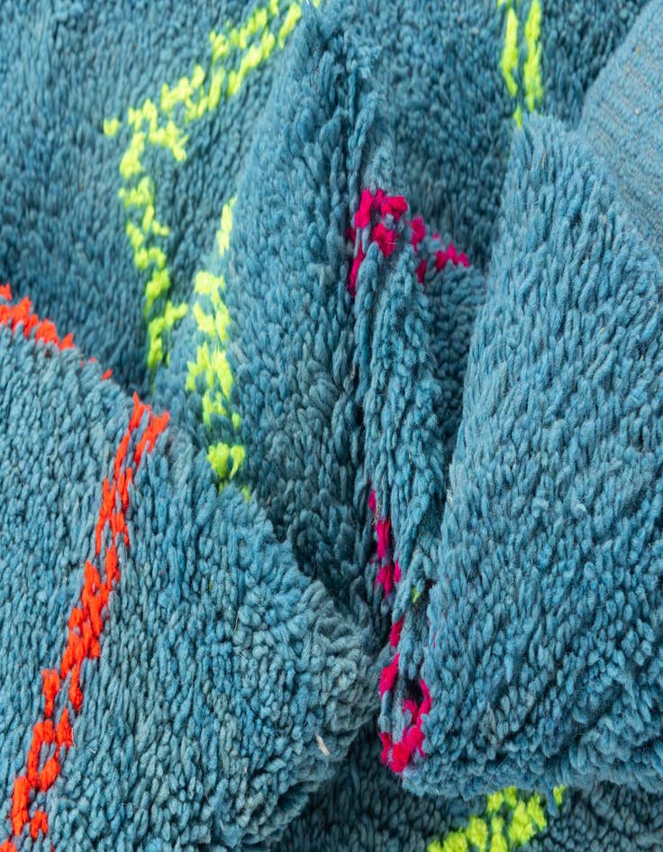 Detail image of 6' 8 x 9' 9  Hand Knotted Moroccan Wool Rug