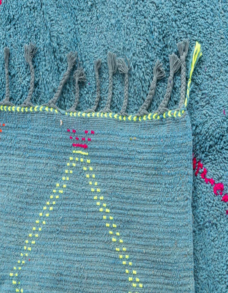 Detail image of 6' 8 x 9' 9  Hand Knotted Moroccan Wool Rug