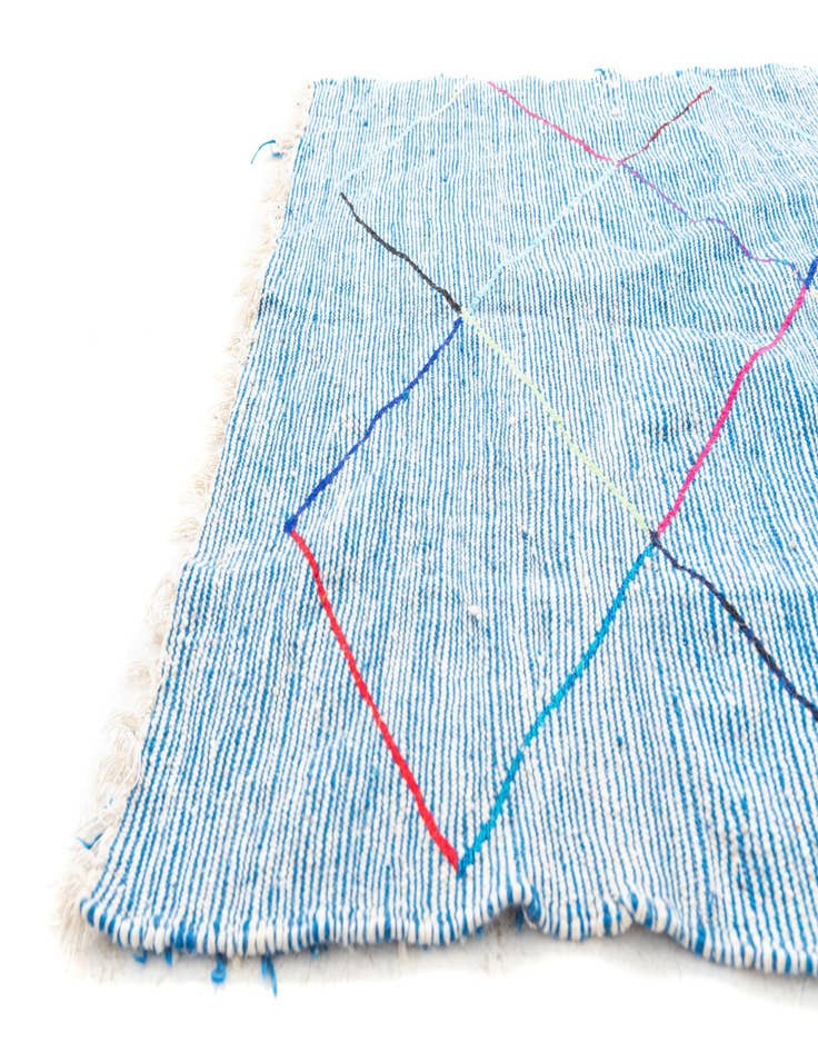Detail image of 4' 9 x 7' 9  Hand Knotted Moroccan Wool Rug