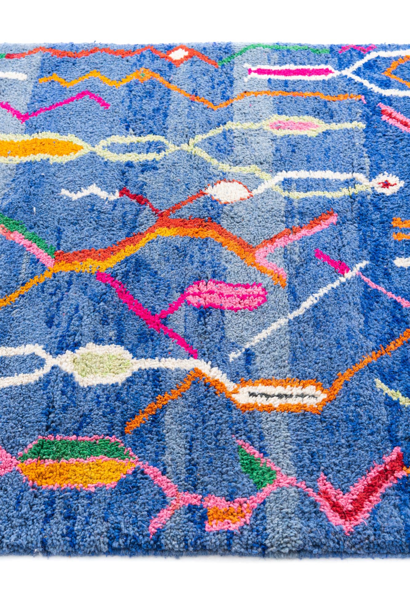 5' x 8' 7 Hand Knotted Moroccan Wool Rug