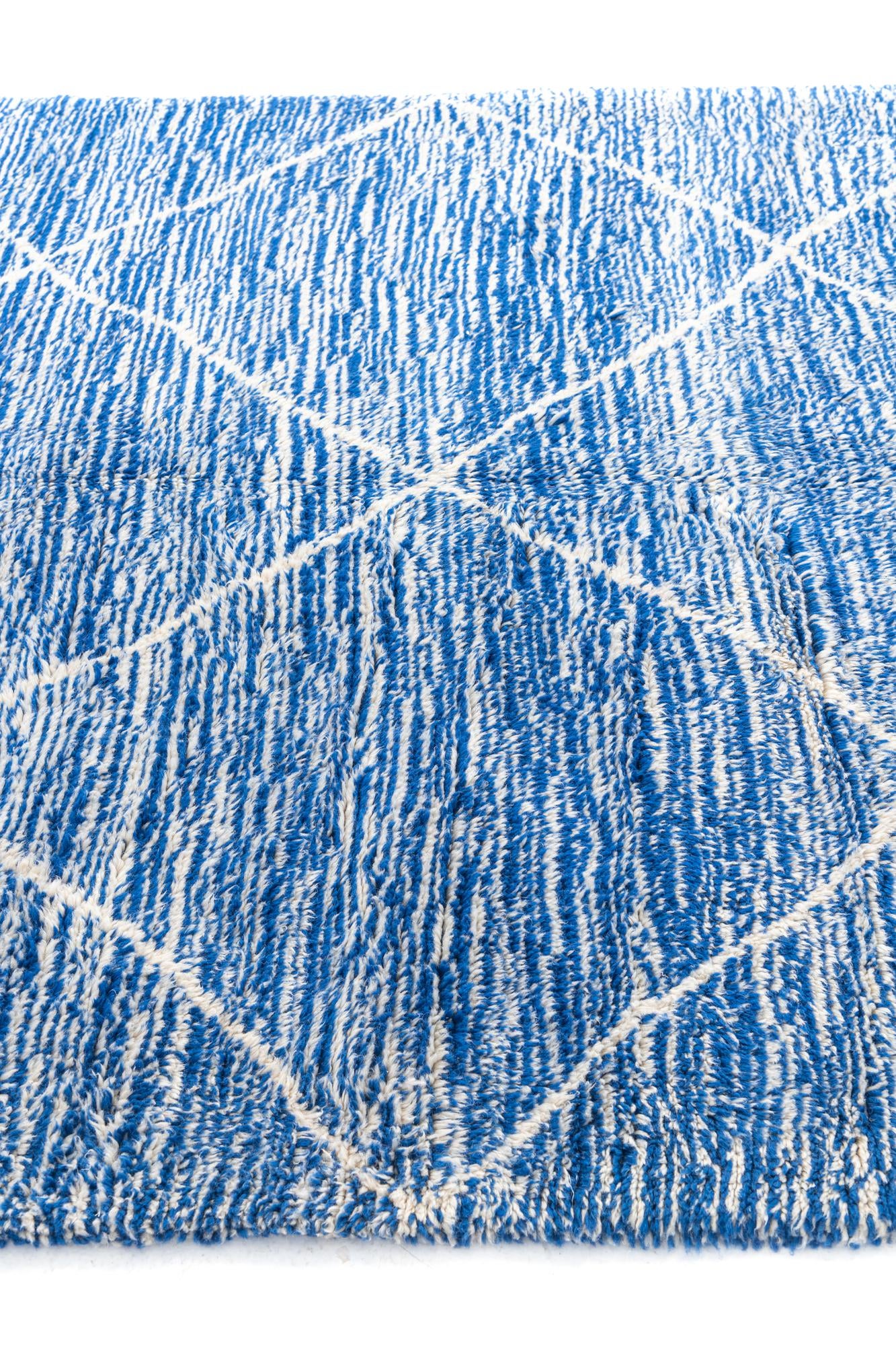 6' 7 x 9' 10 Hand Knotted Moroccan Wool Rug
