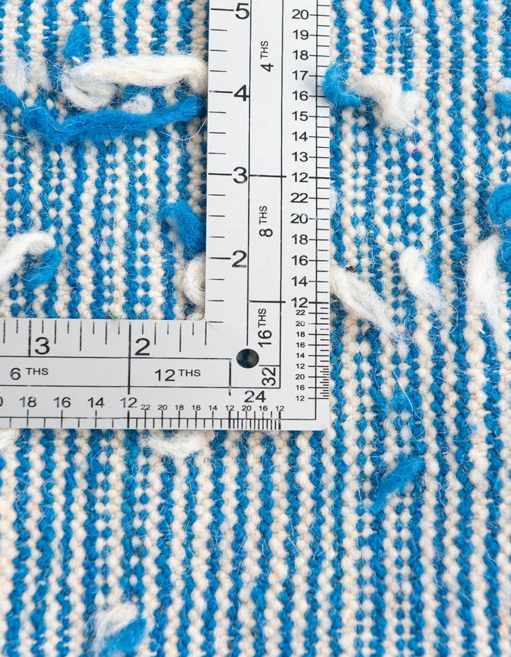 Detail image of 4' 10 x 7' 8  Hand Knotted Moroccan Wool Rug