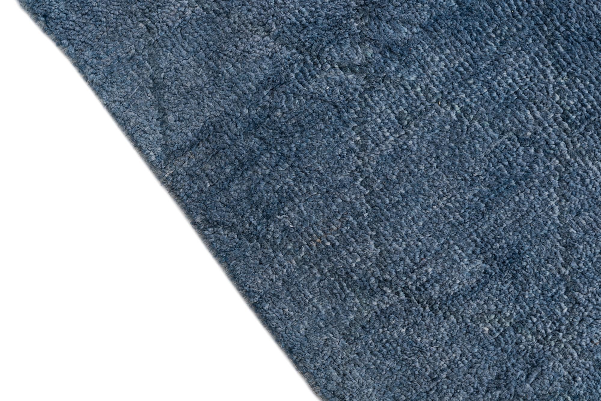 5' 6 x 8' 2 Hand Knotted Moroccan Wool Rug