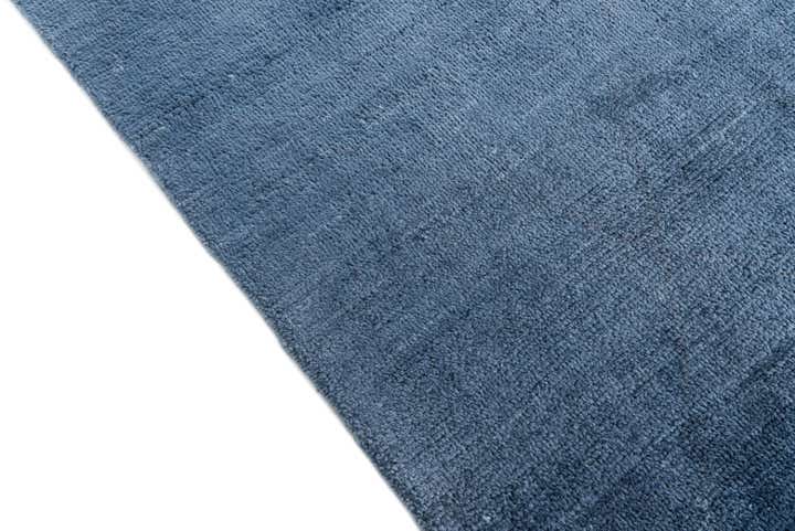 5' 6 x 7' 10 Hand Knotted Moroccan Wool Rug