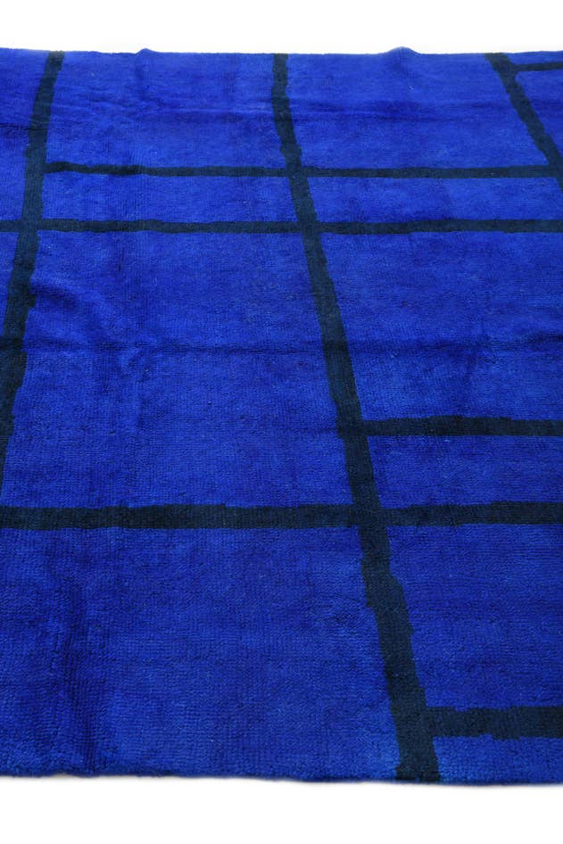 Detail image of 6' 7 x 10' 2 Hand Knotted Moroccan Wool Rug