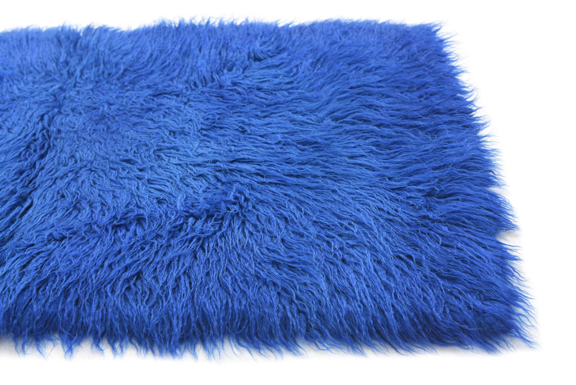 1' 9 x 3' 3 Hand Knotted Moroccan Wool Rug