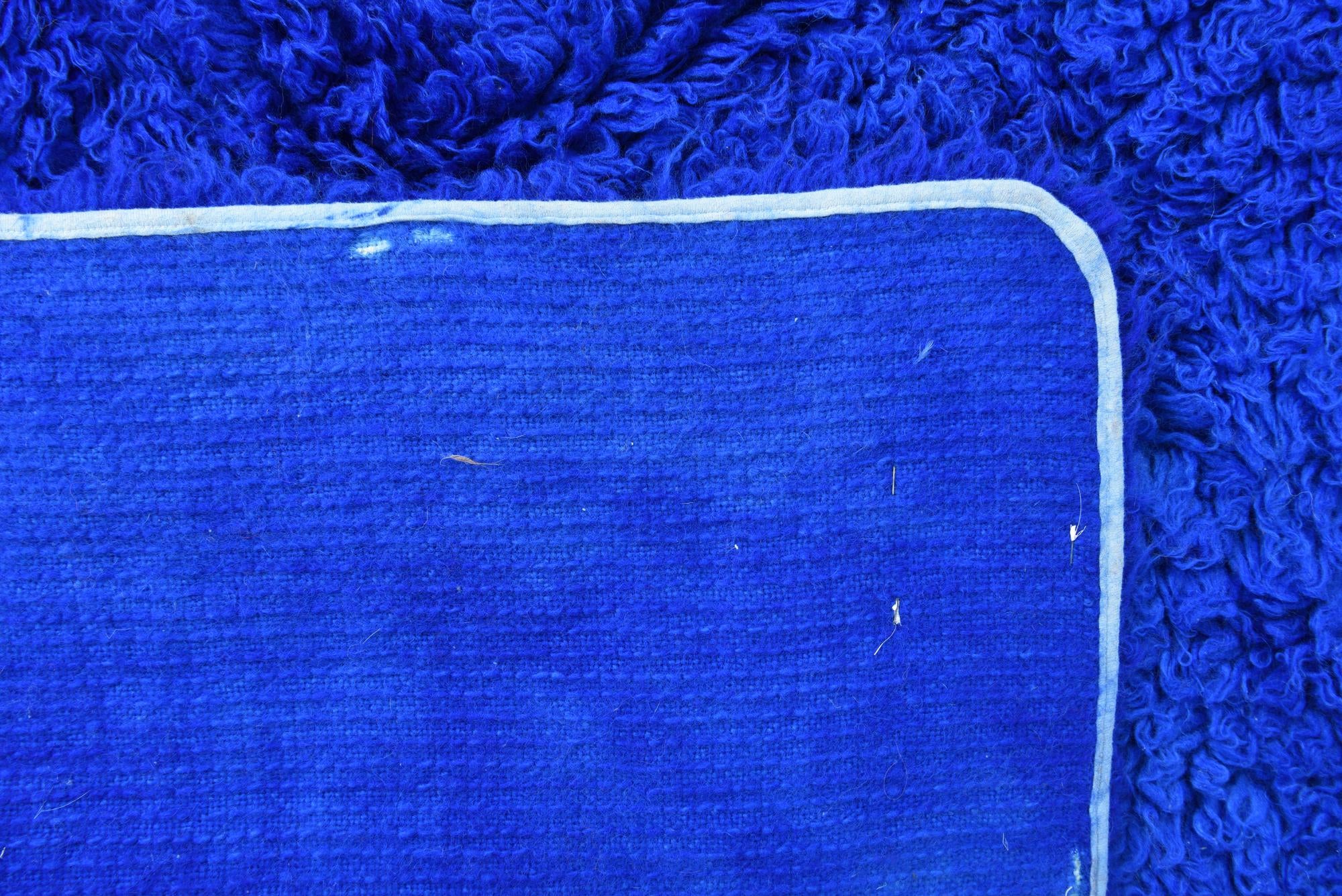 4' 6 x 6' 2 Hand Knotted Moroccan Wool Rug