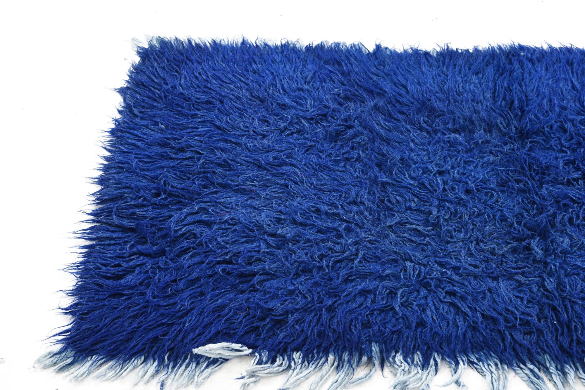 2' 4 x 4' 7 Hand Knotted Moroccan Wool Rug
