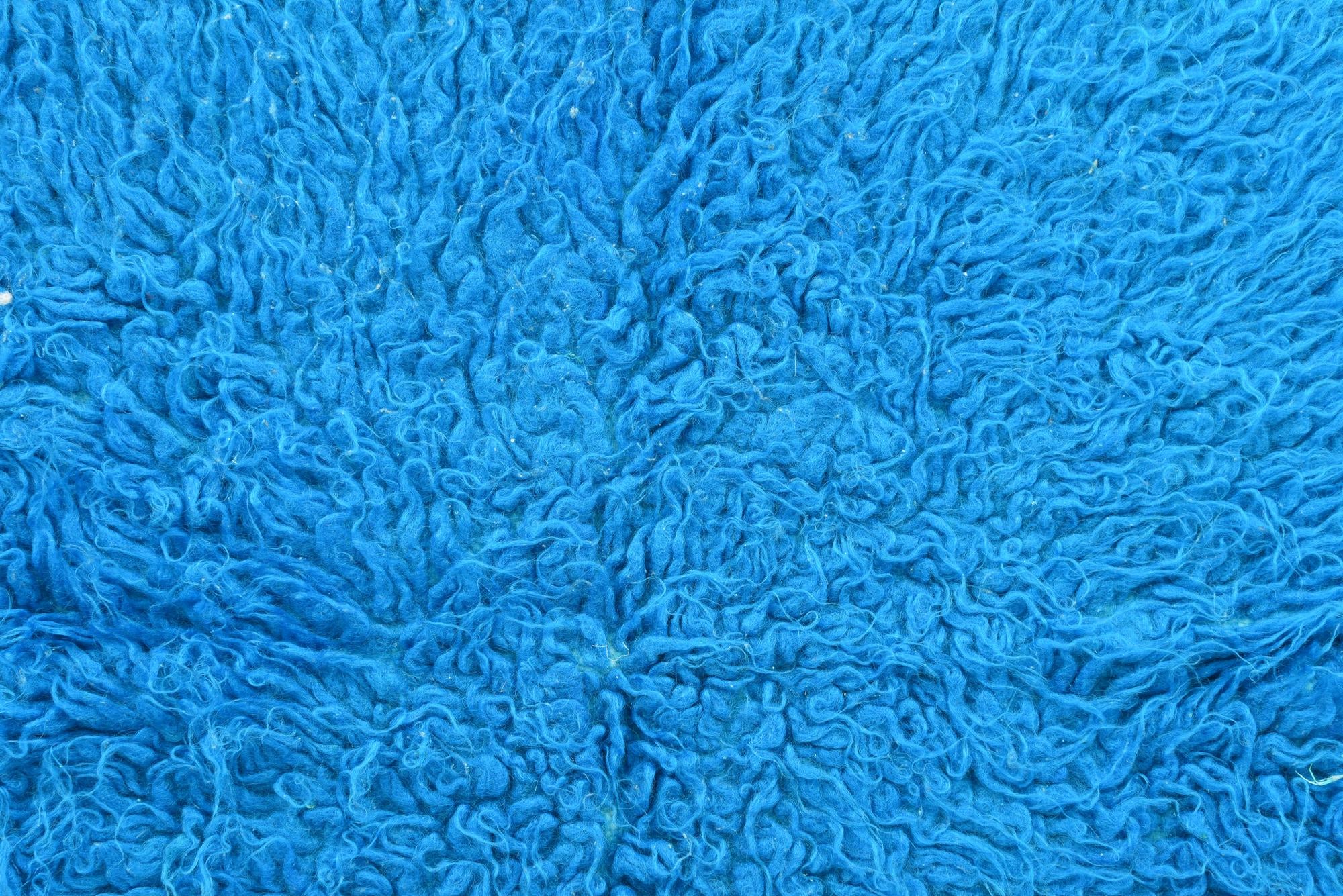 2' 5 x 4' 6 Hand Knotted Moroccan Wool Rug