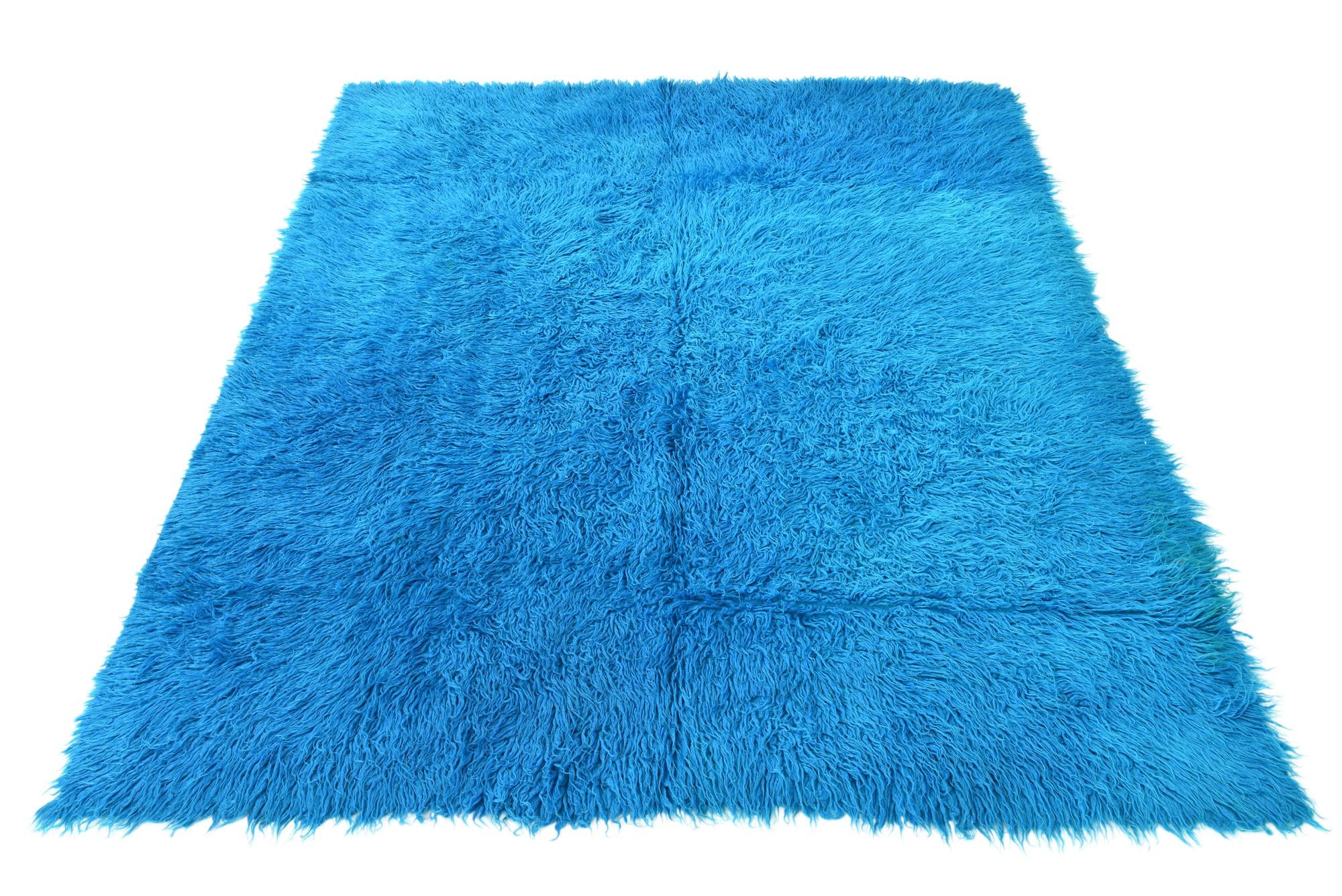 5' 7 x 6' 5 Hand Knotted Moroccan Wool Rug