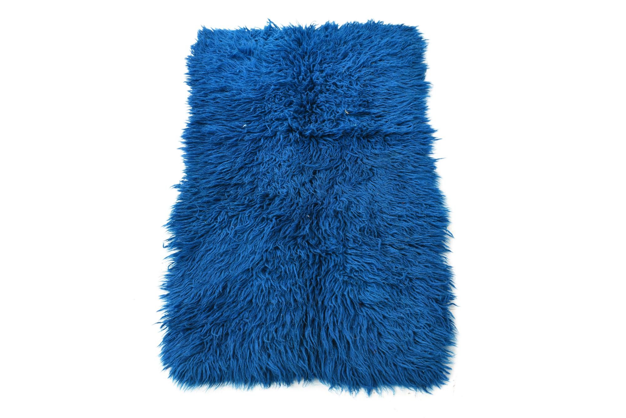 2' x 3' 8 Hand Knotted Moroccan Wool Rug