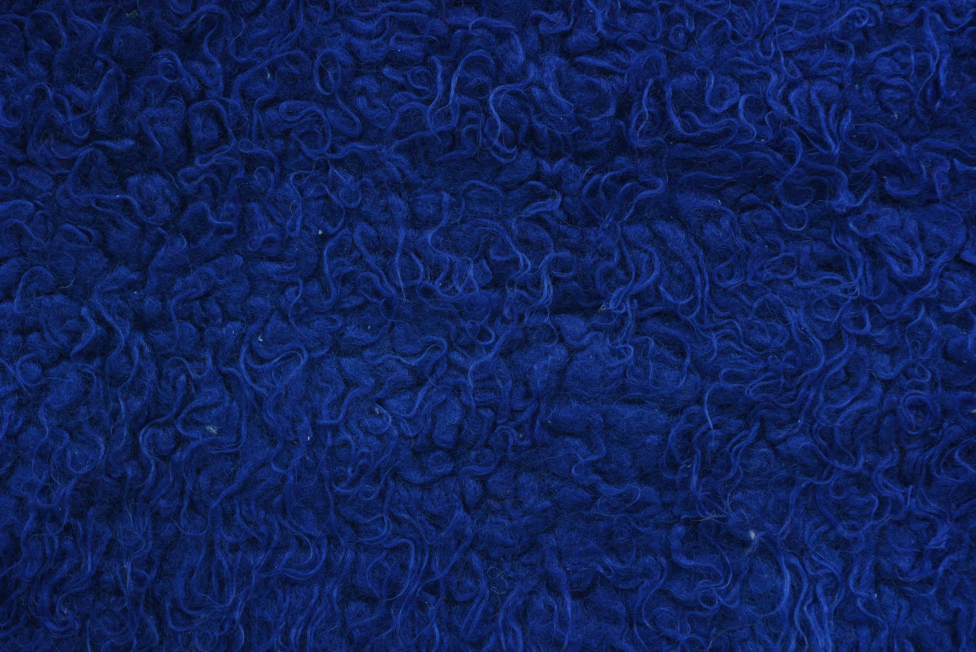 2' 7 x 4' 9 Hand Knotted Moroccan Wool Rug