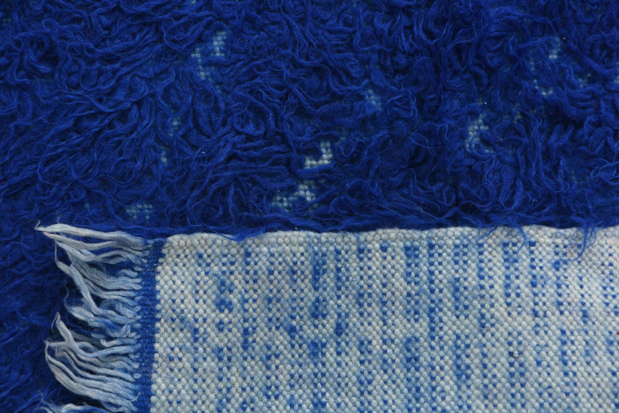 2' 4 x 4' 5 Hand Knotted Moroccan Wool Rug