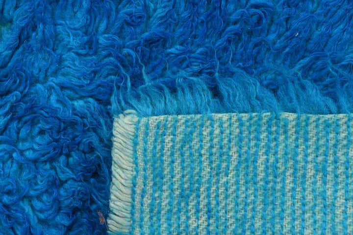 2' 3 x 4' 5 Hand Knotted Moroccan Wool Rug