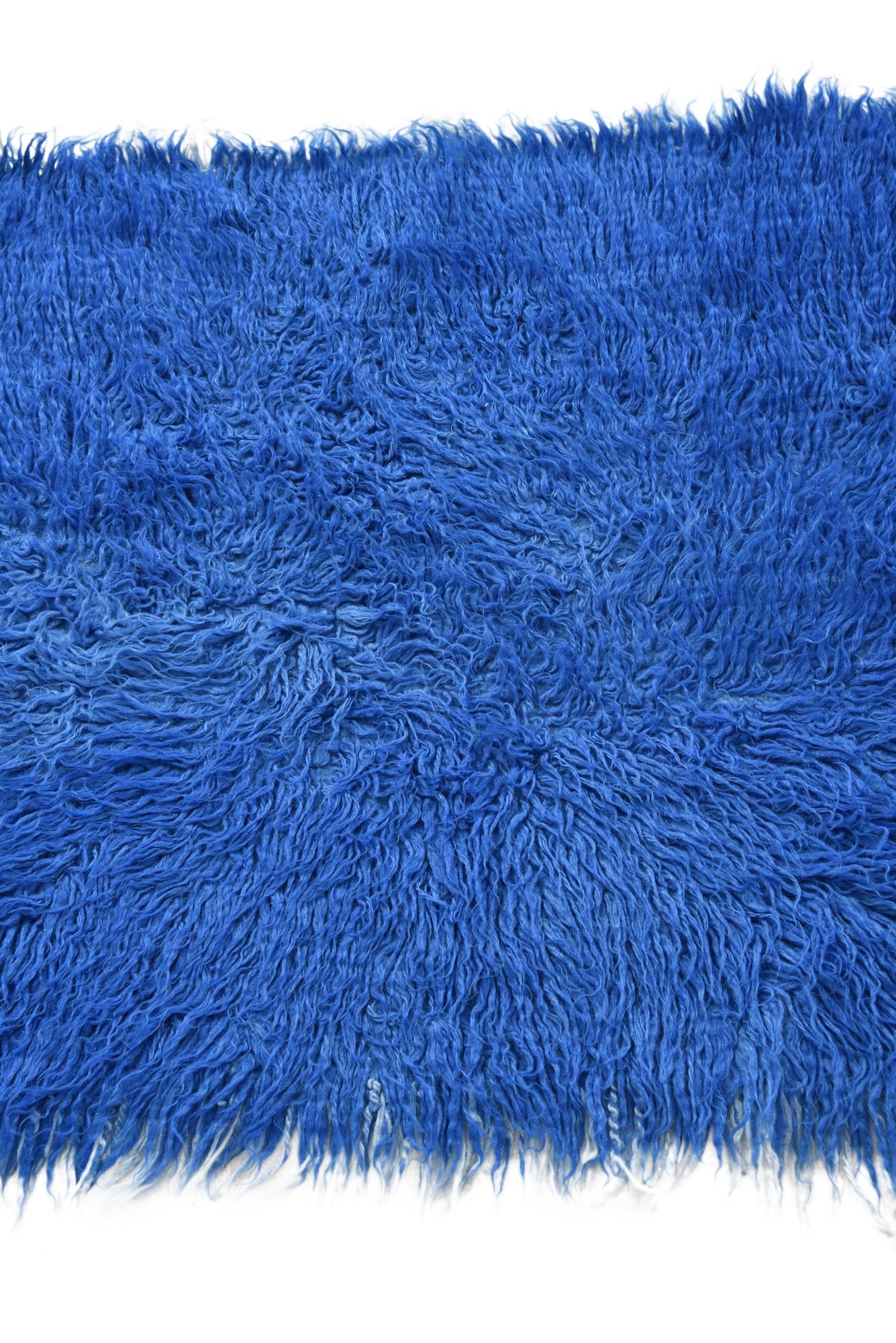 2' 6 x 4' 7 Hand Knotted Moroccan Wool Rug