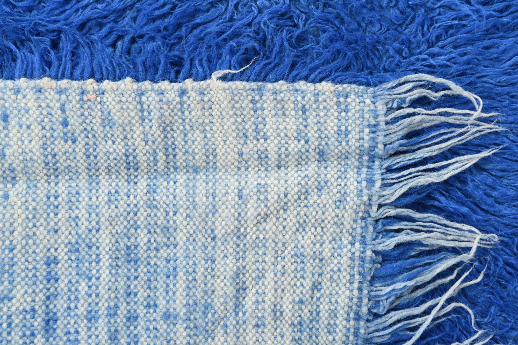 2' 6 x 4' 7 Hand Knotted Moroccan Wool Rug