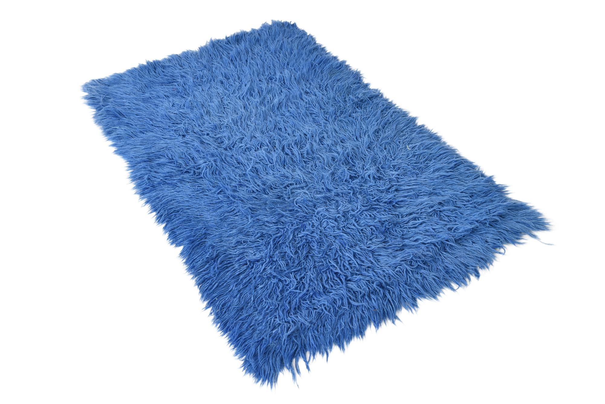 2' 9 x 4' 8 Hand Knotted Moroccan Wool Rug