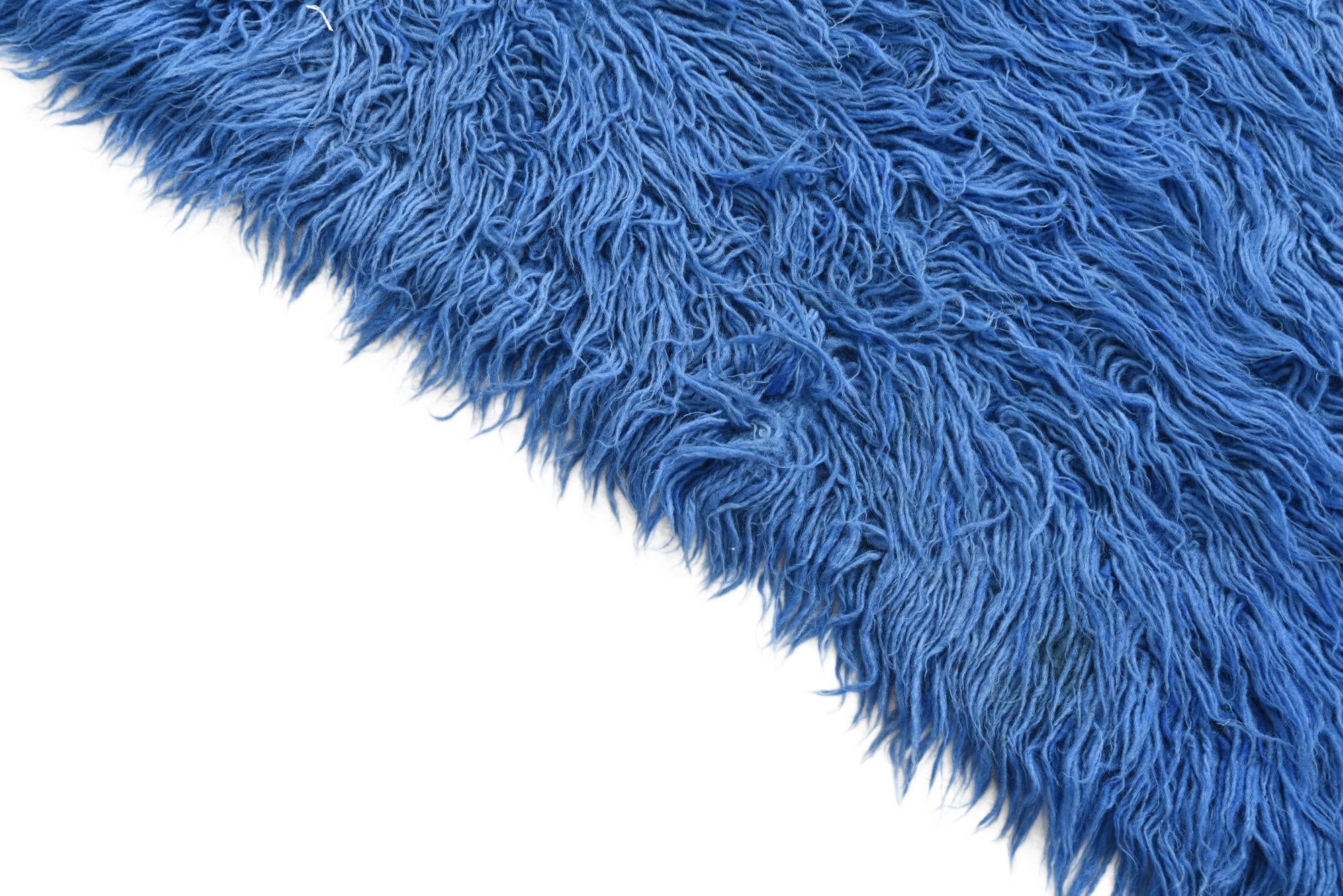 2' 9 x 4' 8 Hand Knotted Moroccan Wool Rug