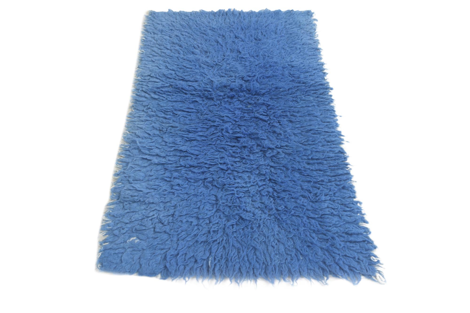 2' 5 x 4' 8 Hand Knotted Moroccan Wool Rug