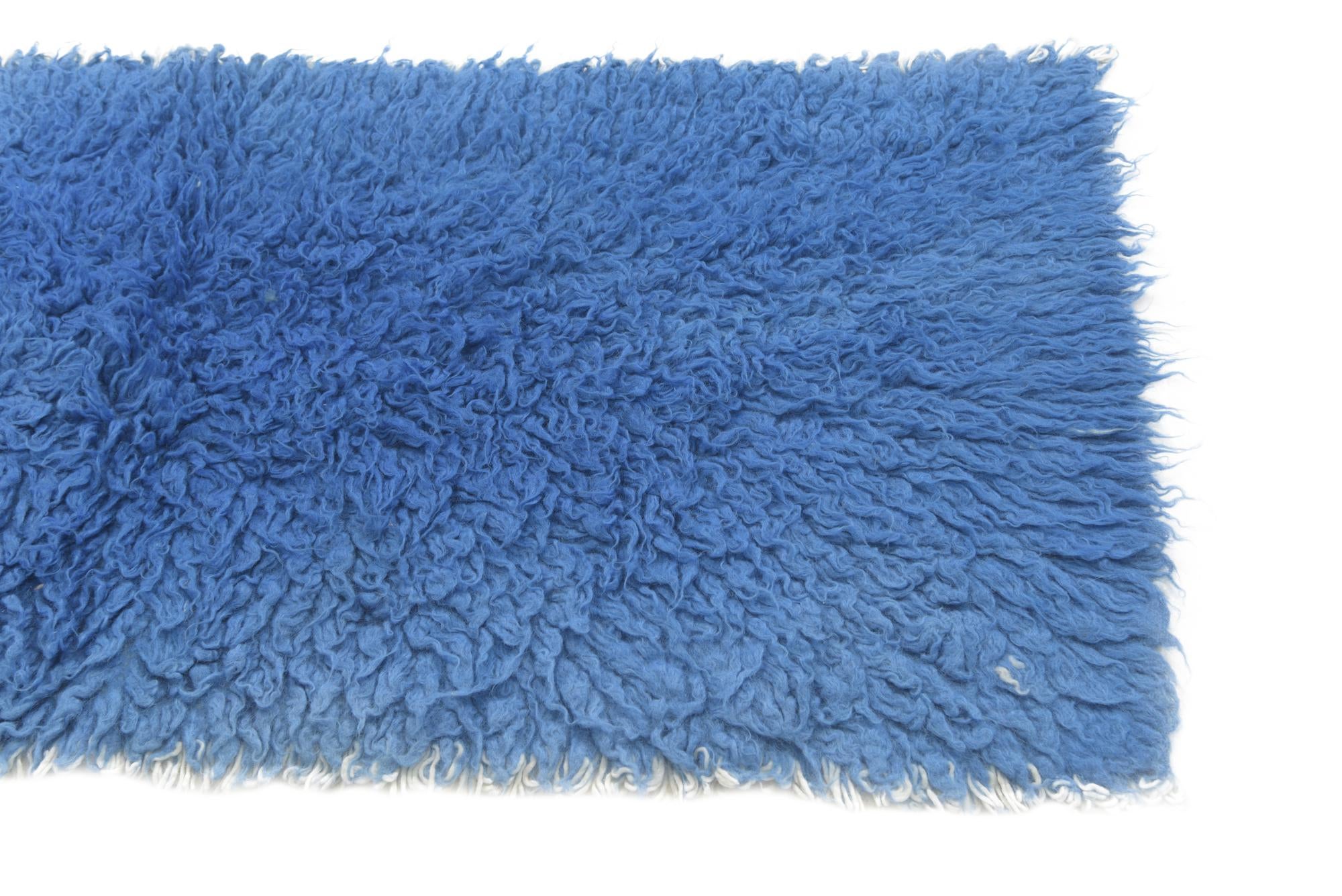 2' 5 x 4' 8 Hand Knotted Moroccan Wool Rug