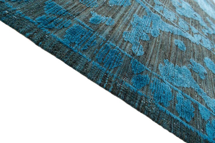 Detail image of 10' x 13' 10 Hand Knotted Moroccan Wool Rug