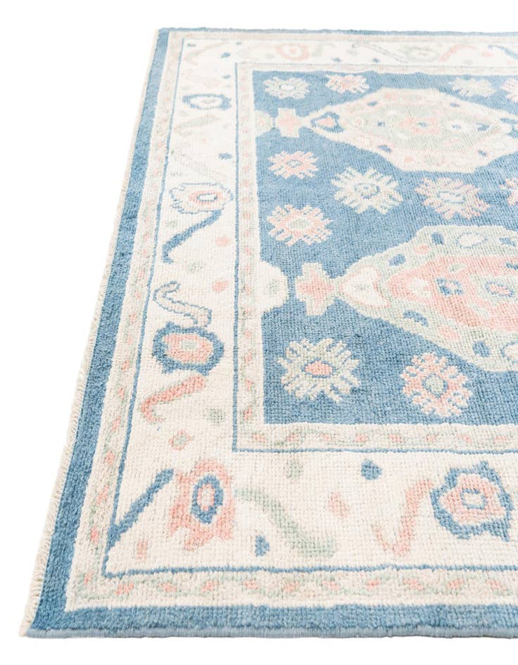 Detail image of 7' 7 x 10'  Hand Knotted Moroccan Wool Rug