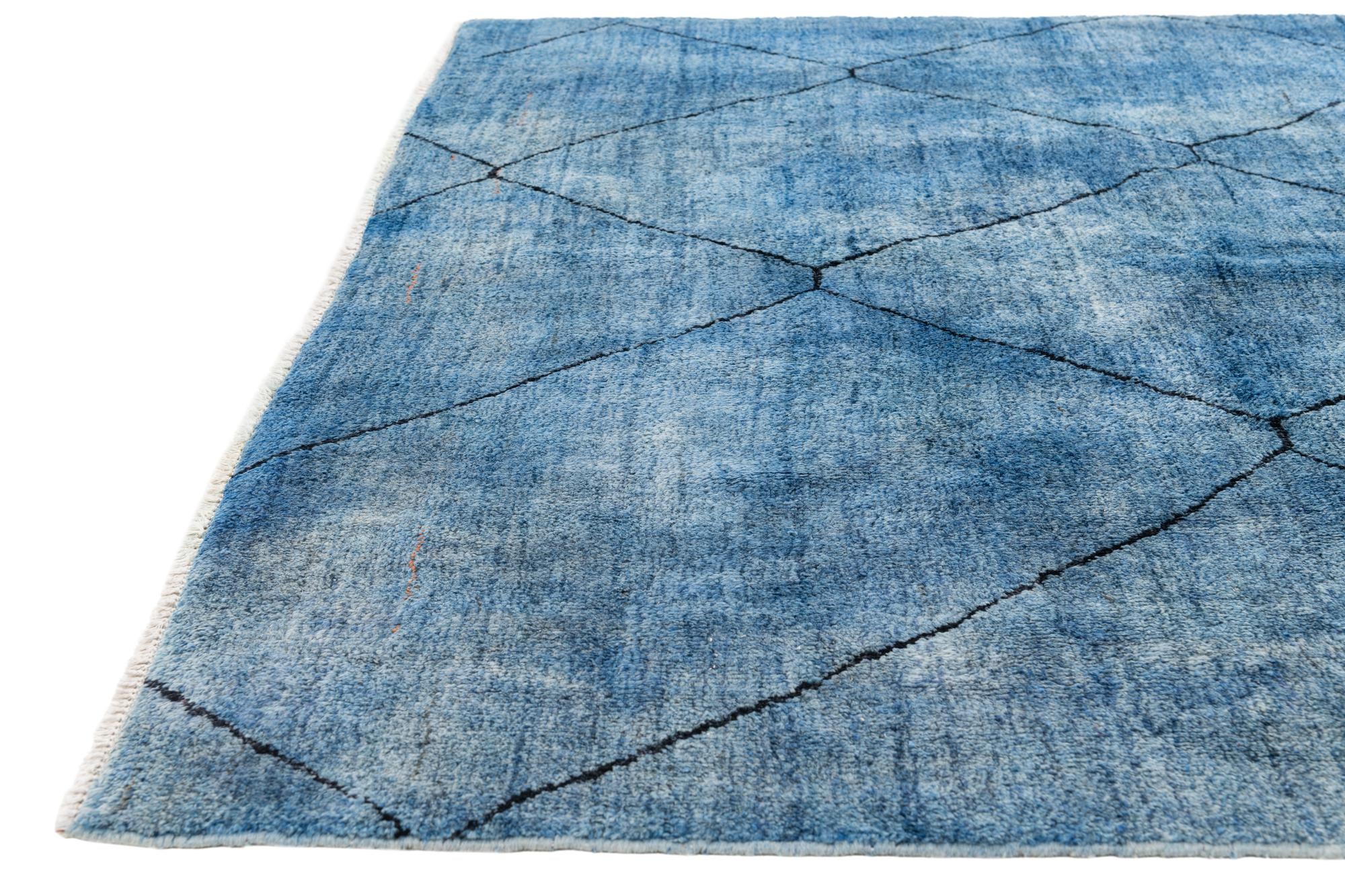 6' 9 x 10' 1 Hand Knotted Moroccan Wool Rug