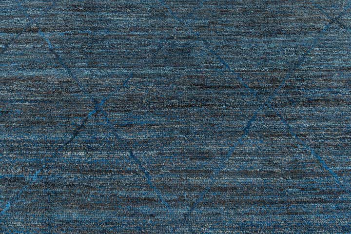 7' 10 x 10' 2 Hand Knotted Moroccan Wool Rug