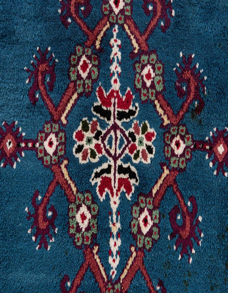 Detail image of 6' 7 x 10' 5  Hand Knotted Moroccan Wool Rug