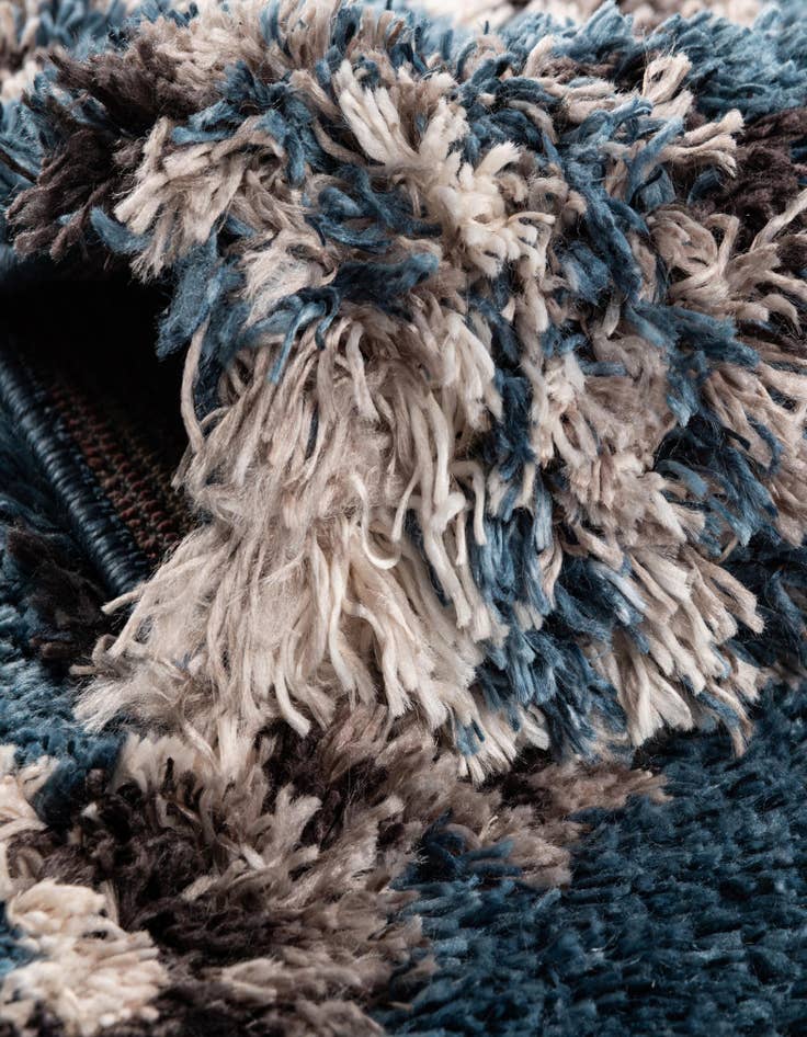 Detail image of 5' x 7' Morocco Rug