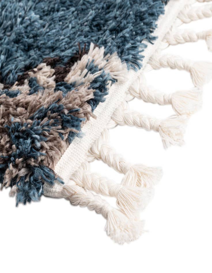 Detail image of 5' x 7' Morocco Rug