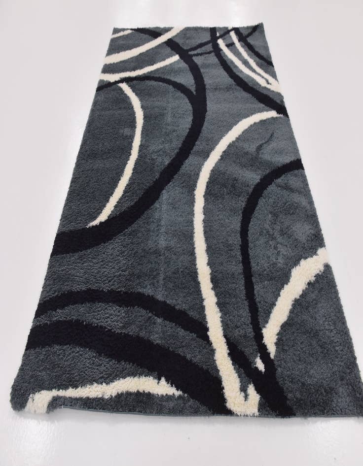 Detail image of 5' 3 x 7' 5 Multi-Tone Shag Rug