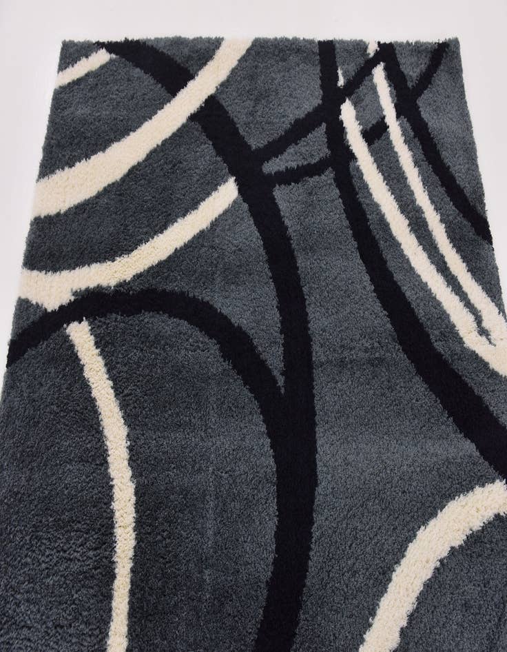 Detail image of 5' 3 x 7' 5 Multi-Tone Shag Rug