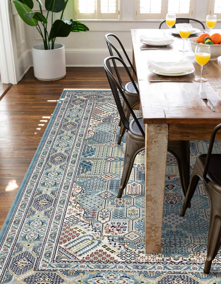 Detail image of 10' x 13' Nain Design Rug