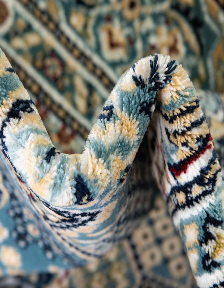 Detail image of 10' x 13' Nain Design Rug