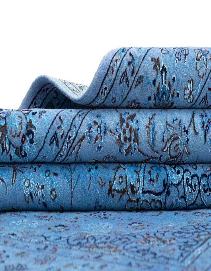 Detail image of 4' 1 x 6' 3 Nain Rug